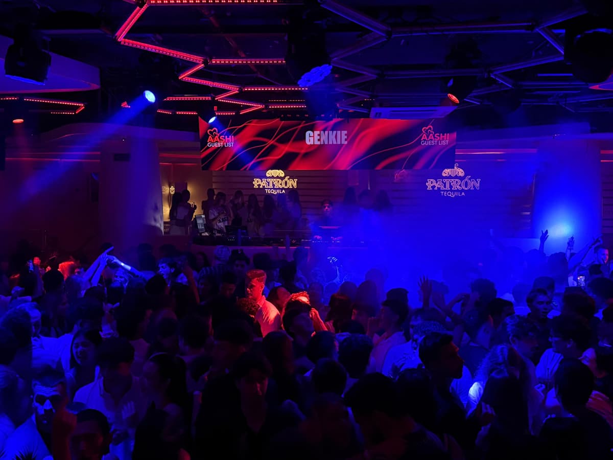 La mejor experiencia nocturna de Barcelona + Entrada VIP a discotecas