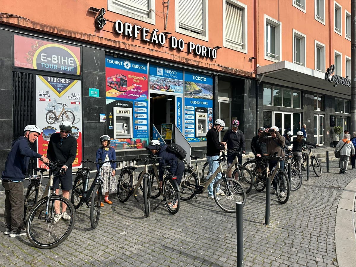 Porto E‑Bike Tour + Snack
