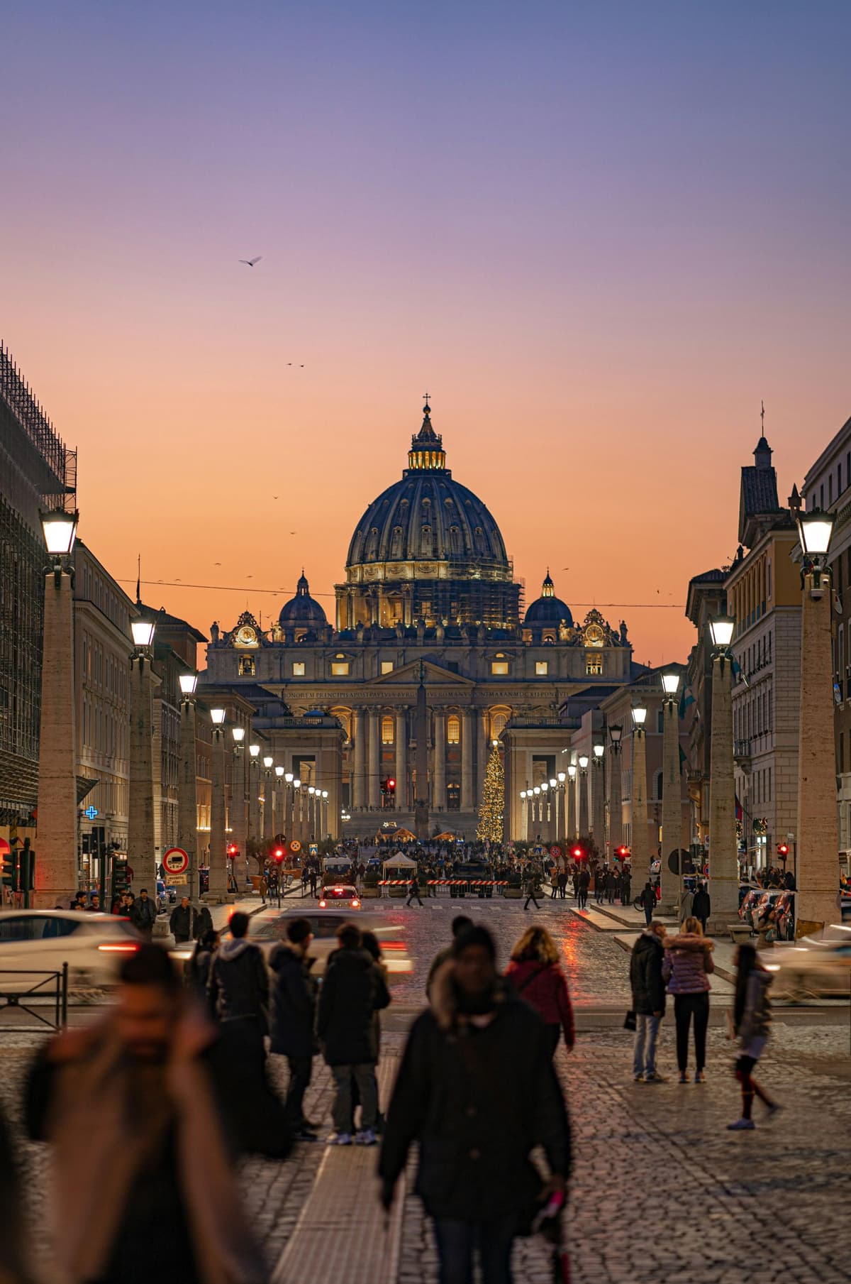 Rome: Angels & Demons Small-Group Walking Tour