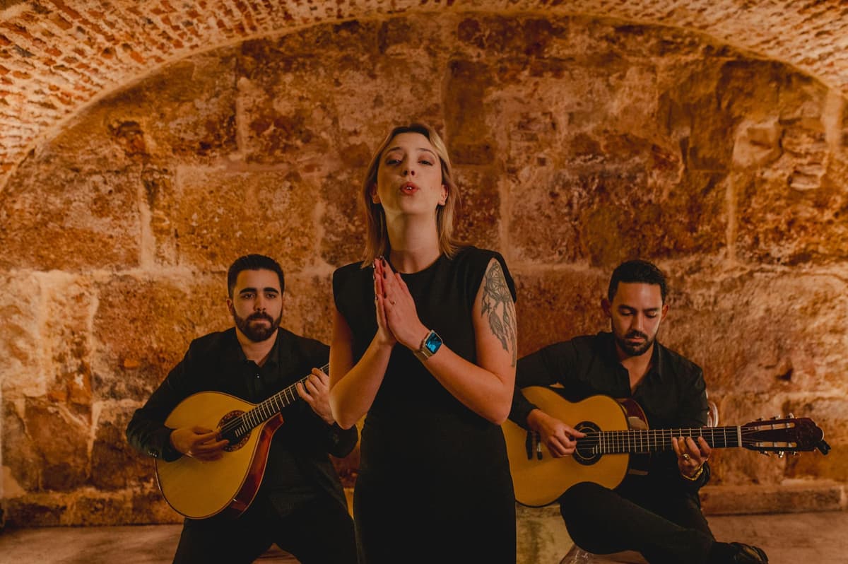 Lisbon: Top-Rated Authentic Fado Show & Wine