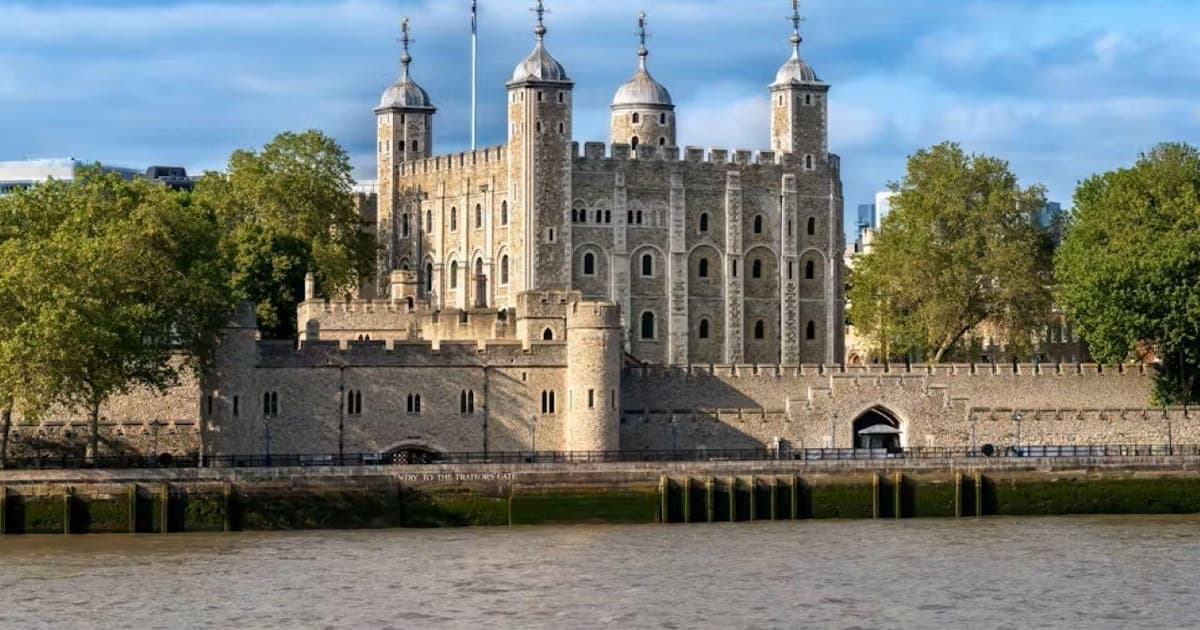 Londres: visita guiada privada a la Torre de Londres y las joyas de la corona