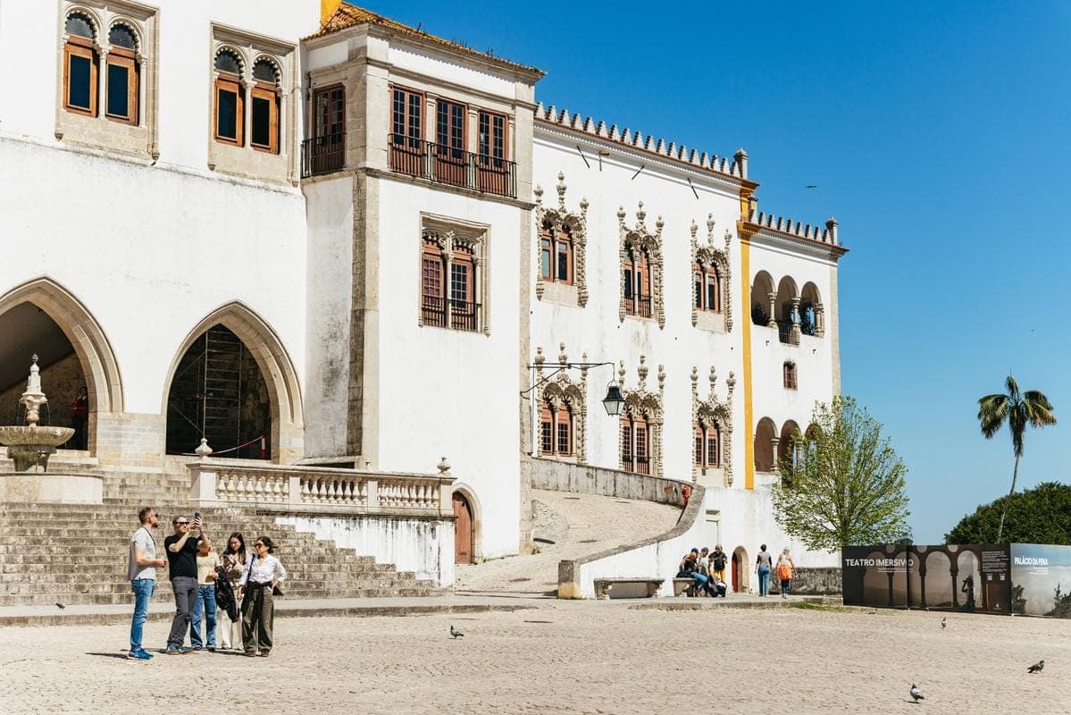 Lisbon: Sintra, Regaleira with ticket guided tour by train