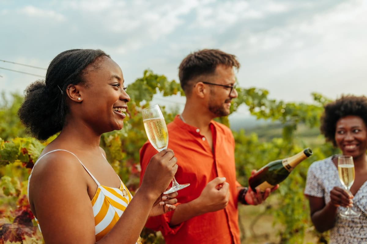 Paris: Two Reims Champagne Vineyards with Tastings and Lunch