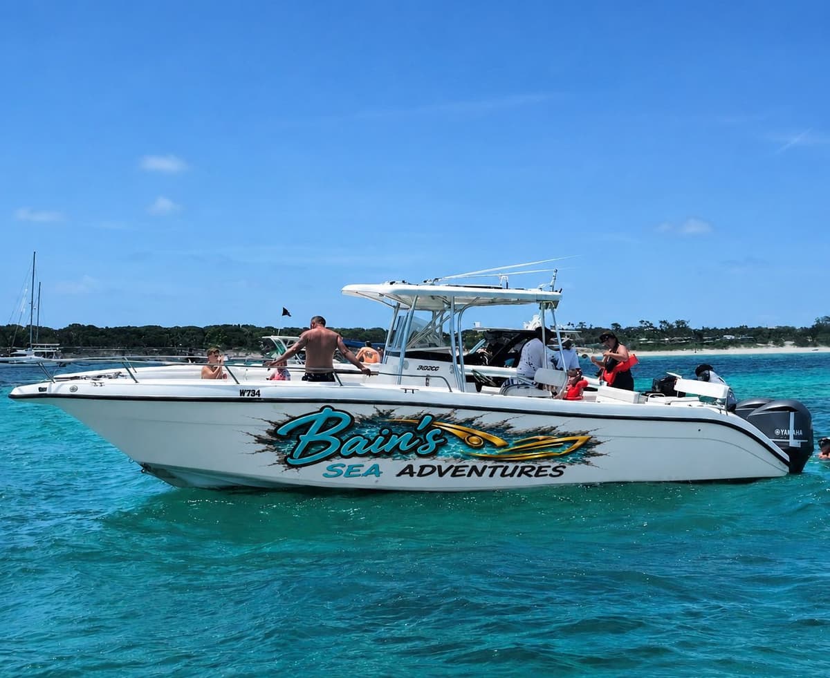 Nassau 2 Island Tour with Swimming Pigs, Snorkeling & Lunch