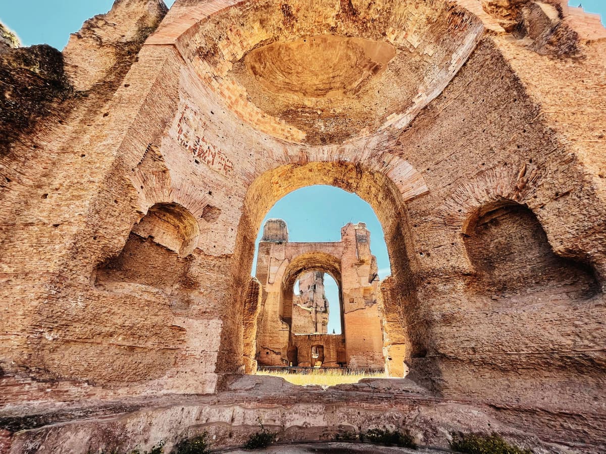 Rome: Caracalla Baths and Circus Maximus Guided Tour