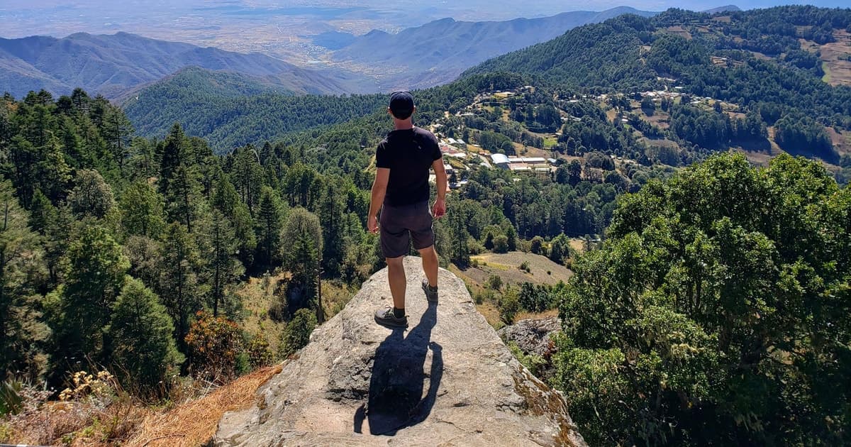 Desde Oaxaca: Excursión de día completo a la Sierra Norte y pueblo indígena.