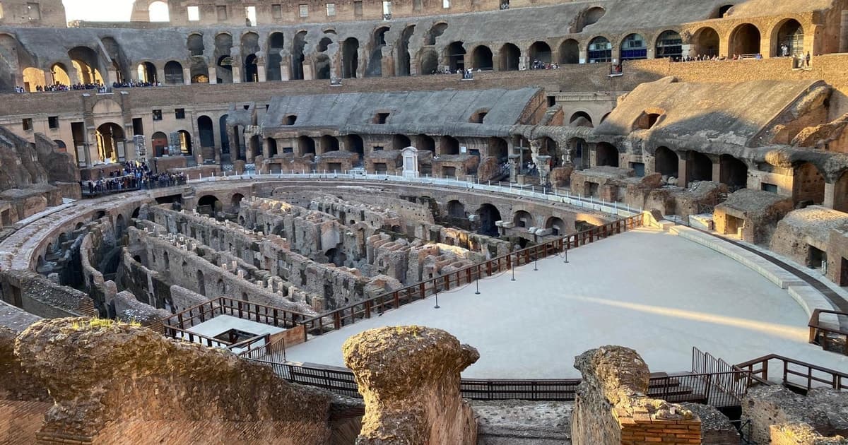 Rome: Colosseum, Forum Audio Tour with Hop-on Hop-off Bus