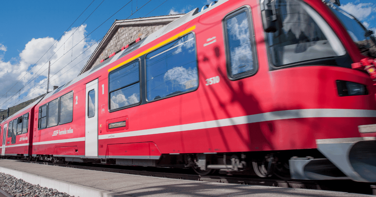 From Milan: Round-Trip Bernina Red Train to Saint Moritz