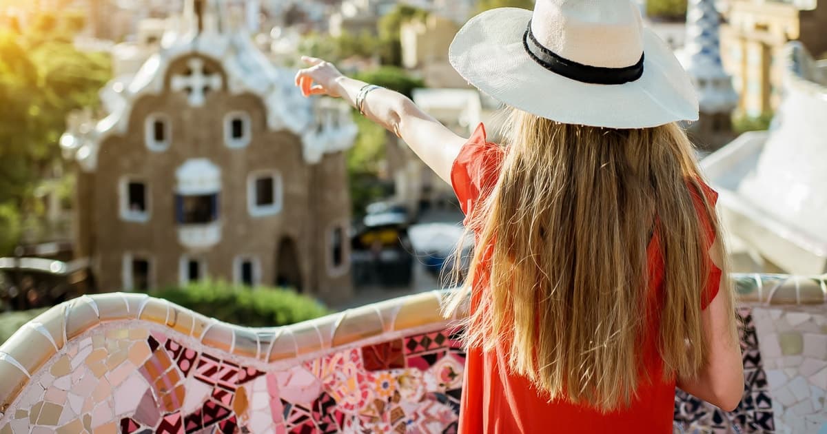 Tour completo: Sagrada Familia, Parc Güell y Gaudí con entradas