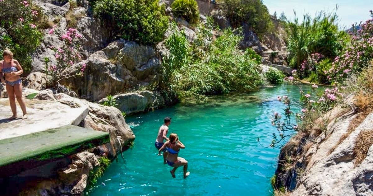 Desde Albir y Benidorm: excursión en autobús a las cascadas del Algar