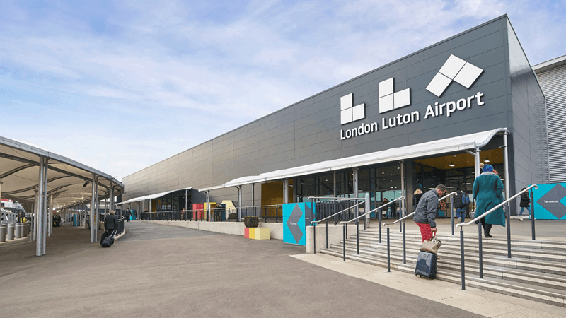 Luton Airport Transfers Pickup From-To North London