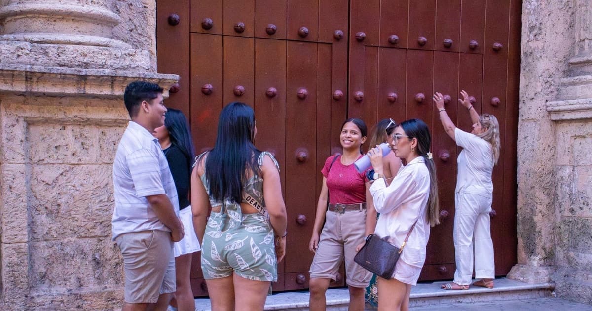 Ecos De Fe & Legado Religioso Tour en Cartagena