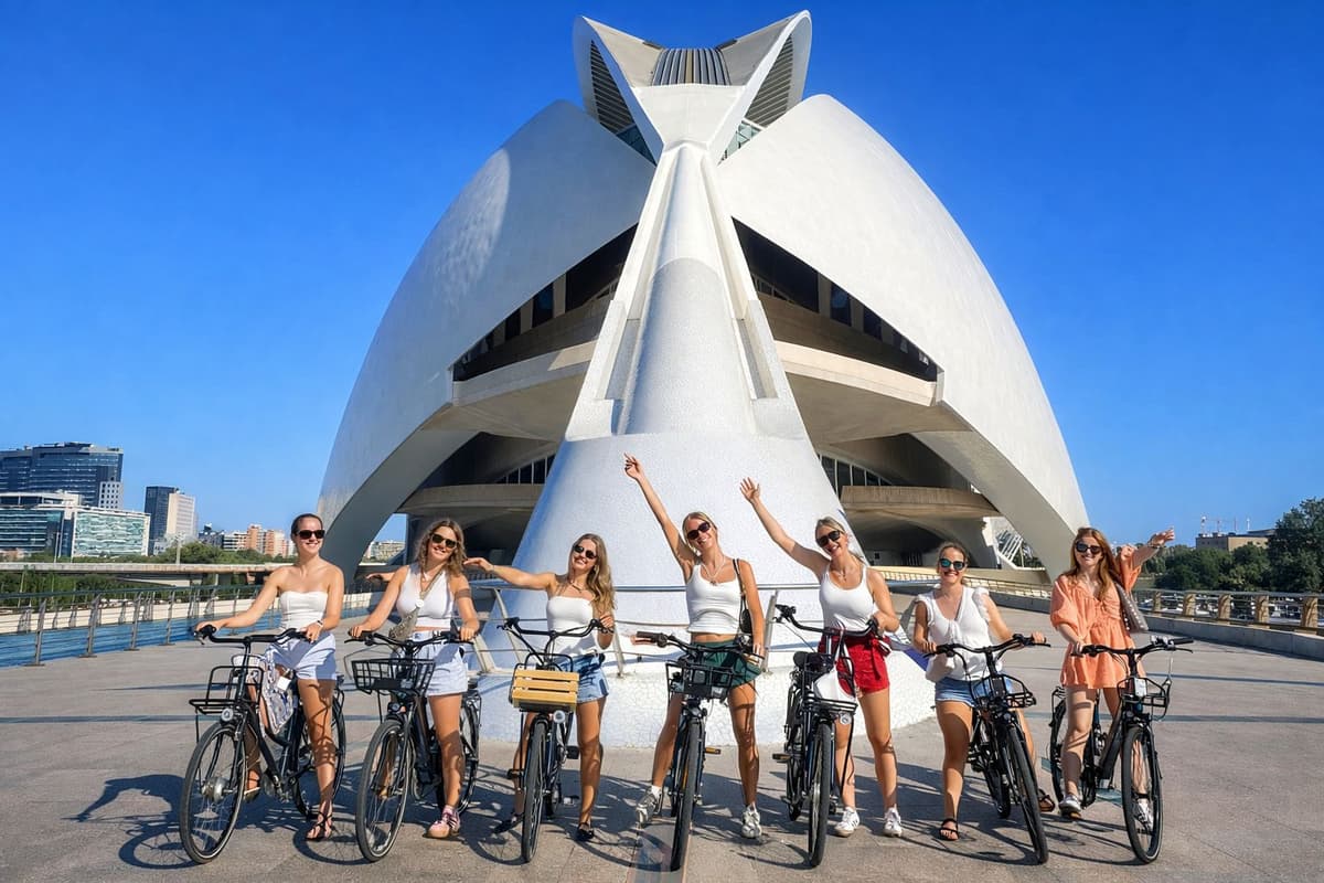 Valencia: tour en bici eléctrica del casco antiguo a la Ciudad de las Artes y las Ciencias