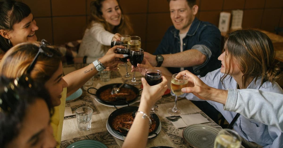 Barcelona El Born Private Tapas Tour with Local Wines