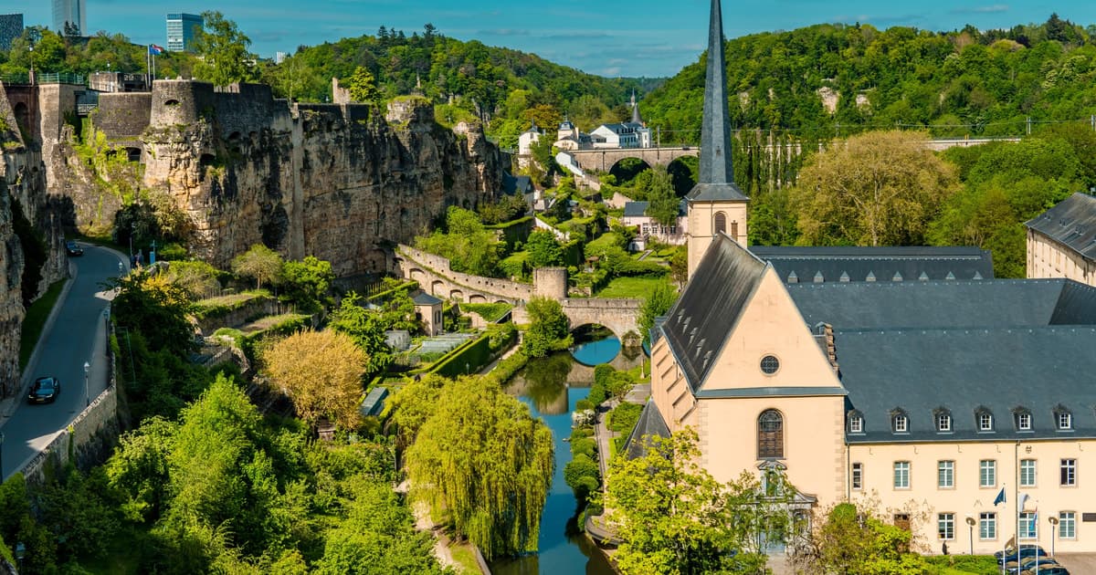 Desde Bruselas: excursión guiada de 1 día a Dinant y Luxemburgo
