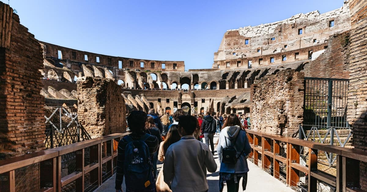 Roma: visita guiada a la arena del Coliseo, el Palatino y el Foro