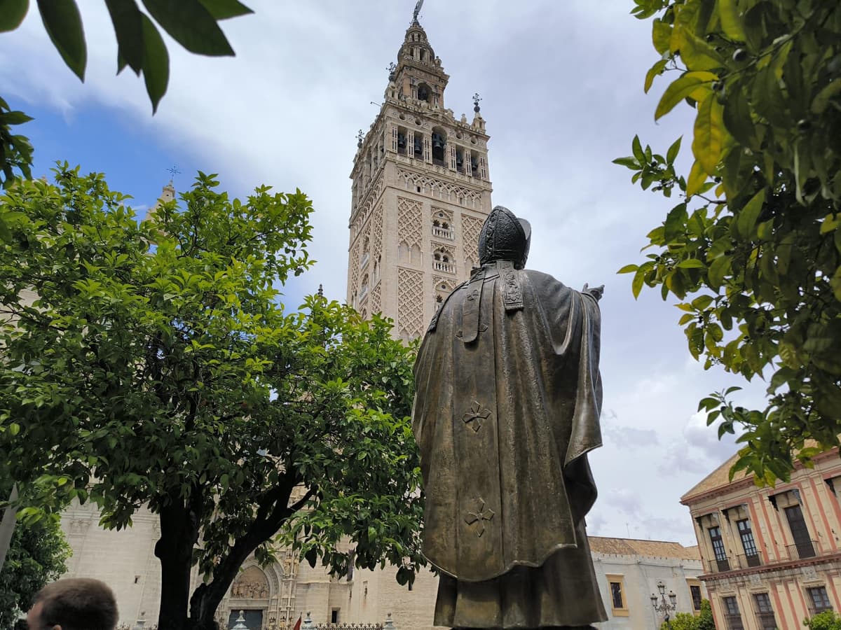 Sevilla: Catedral y Giralda Visita guiada sin esperas