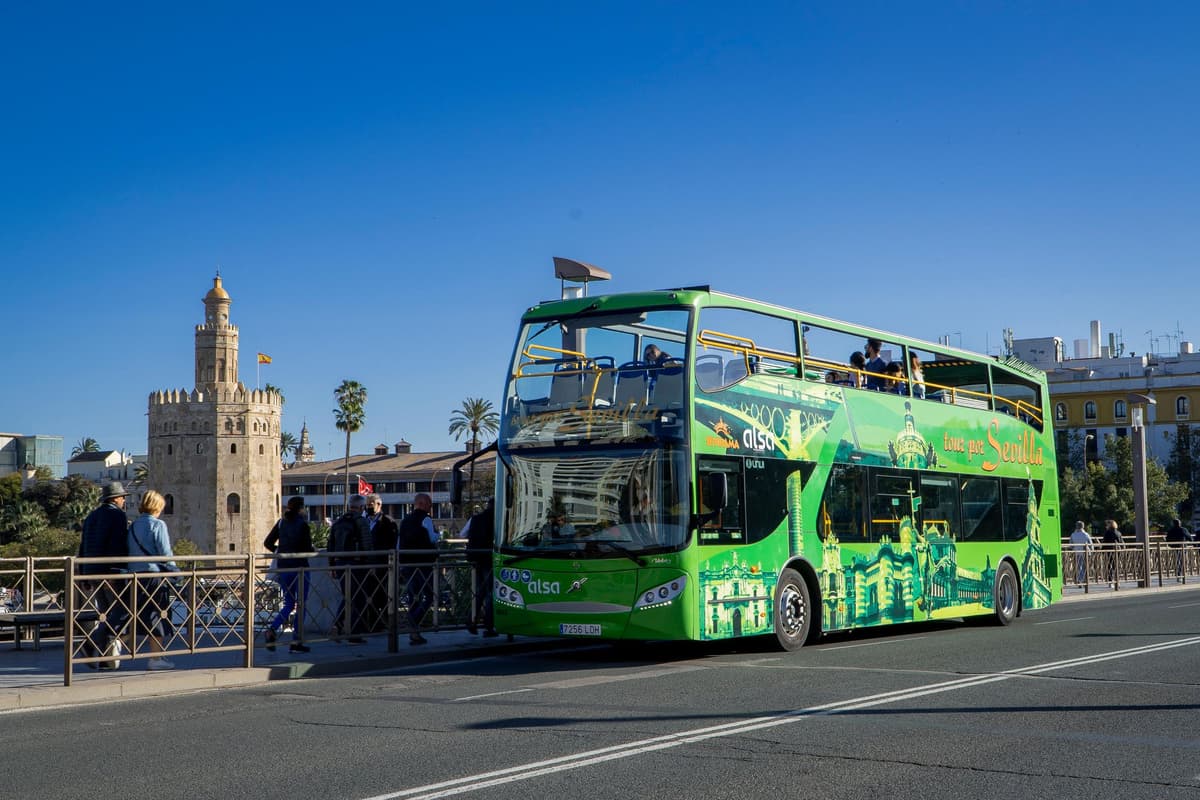 Seville: 2-Day Hop-on Hop-off Bus Ticket