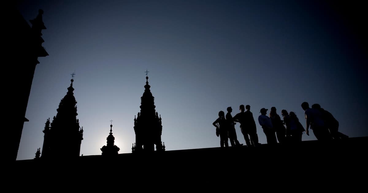 Tour de la catedral de Santiago con el Pórtico, las cubiertas y el museo