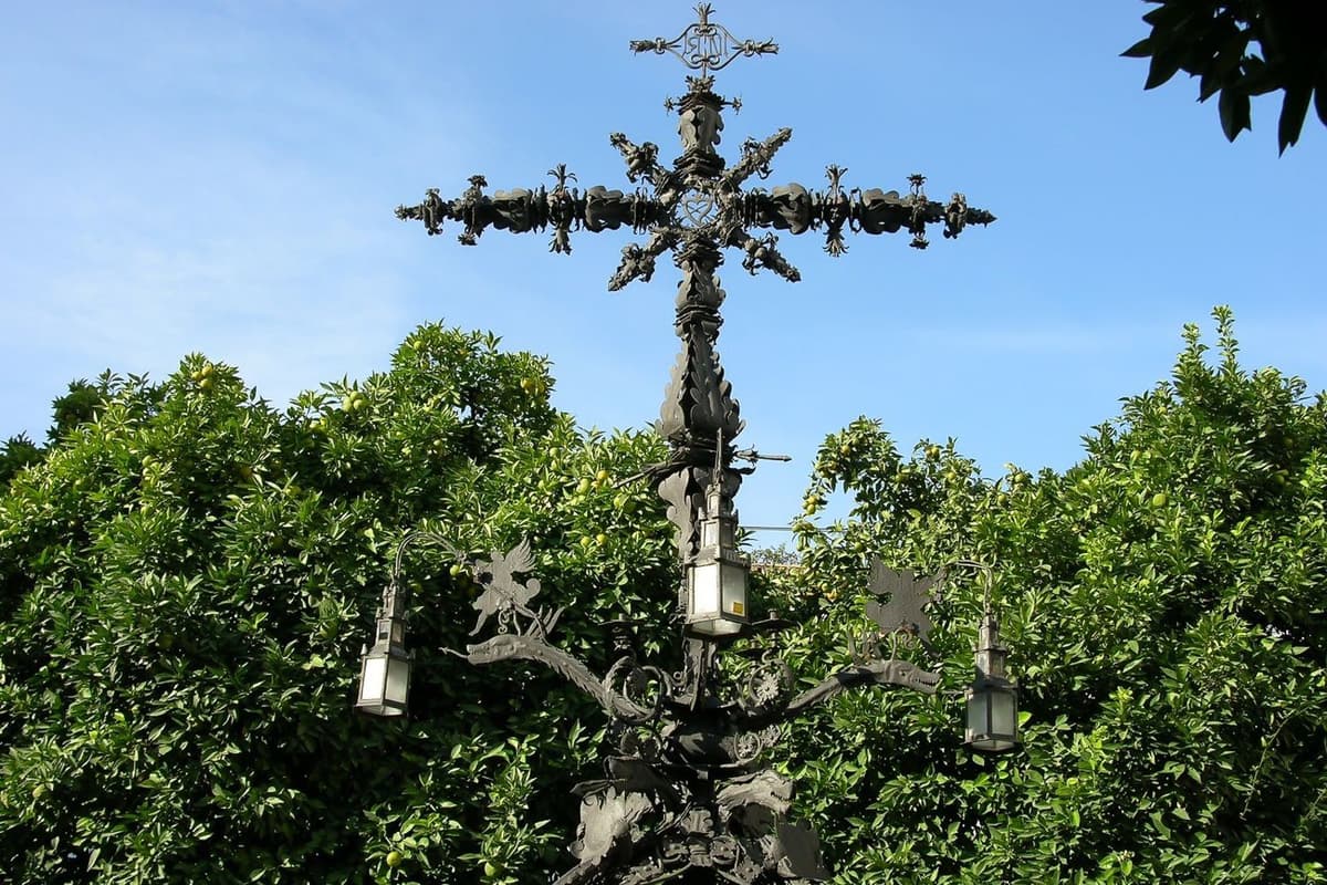 Enchanted Seville Walking Tour