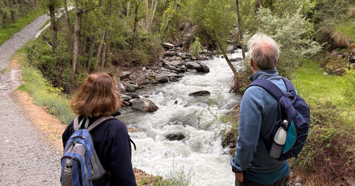 Sierra Nevada: ruta de senderismo por la histórica vía del tranvía