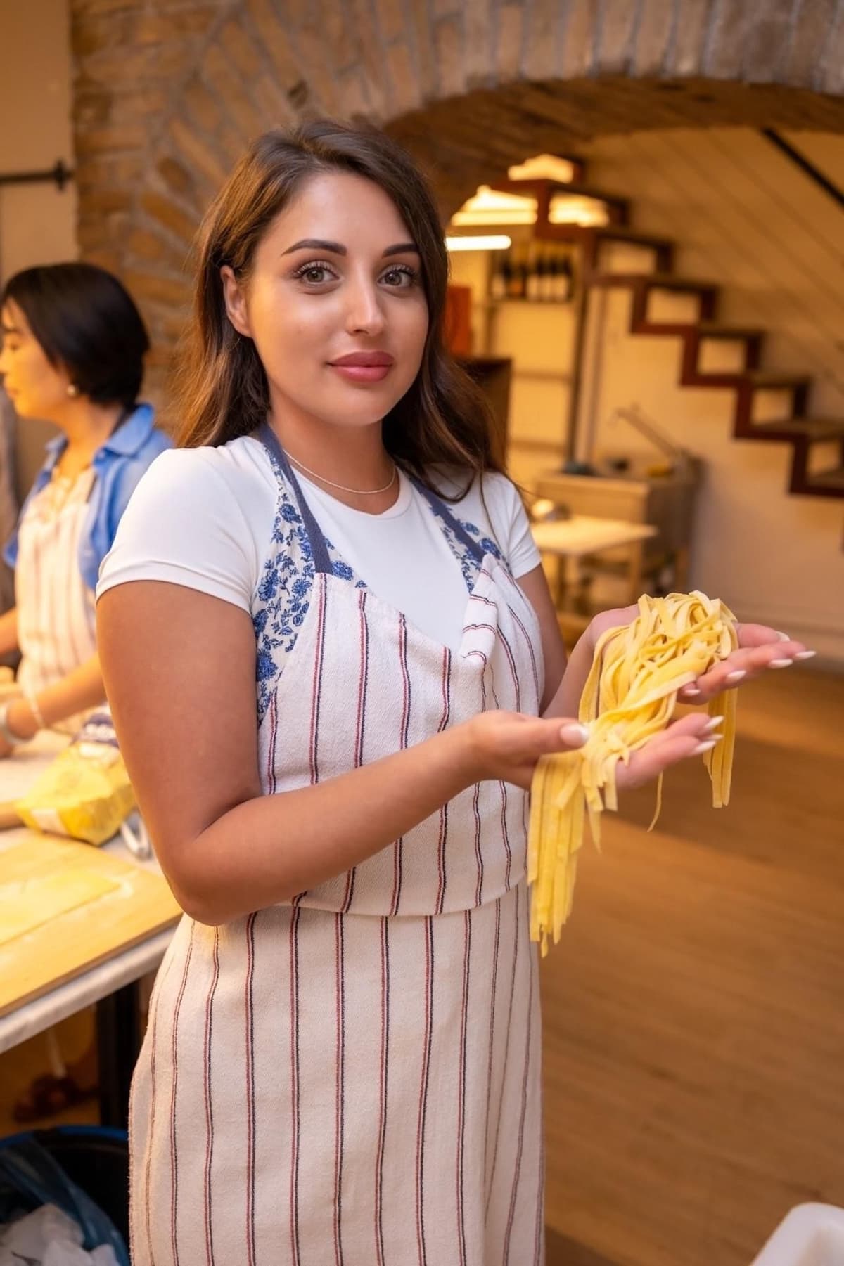 Rome: Fettuccine, Ravioli & Tiramisu Cooking Class with Wine
