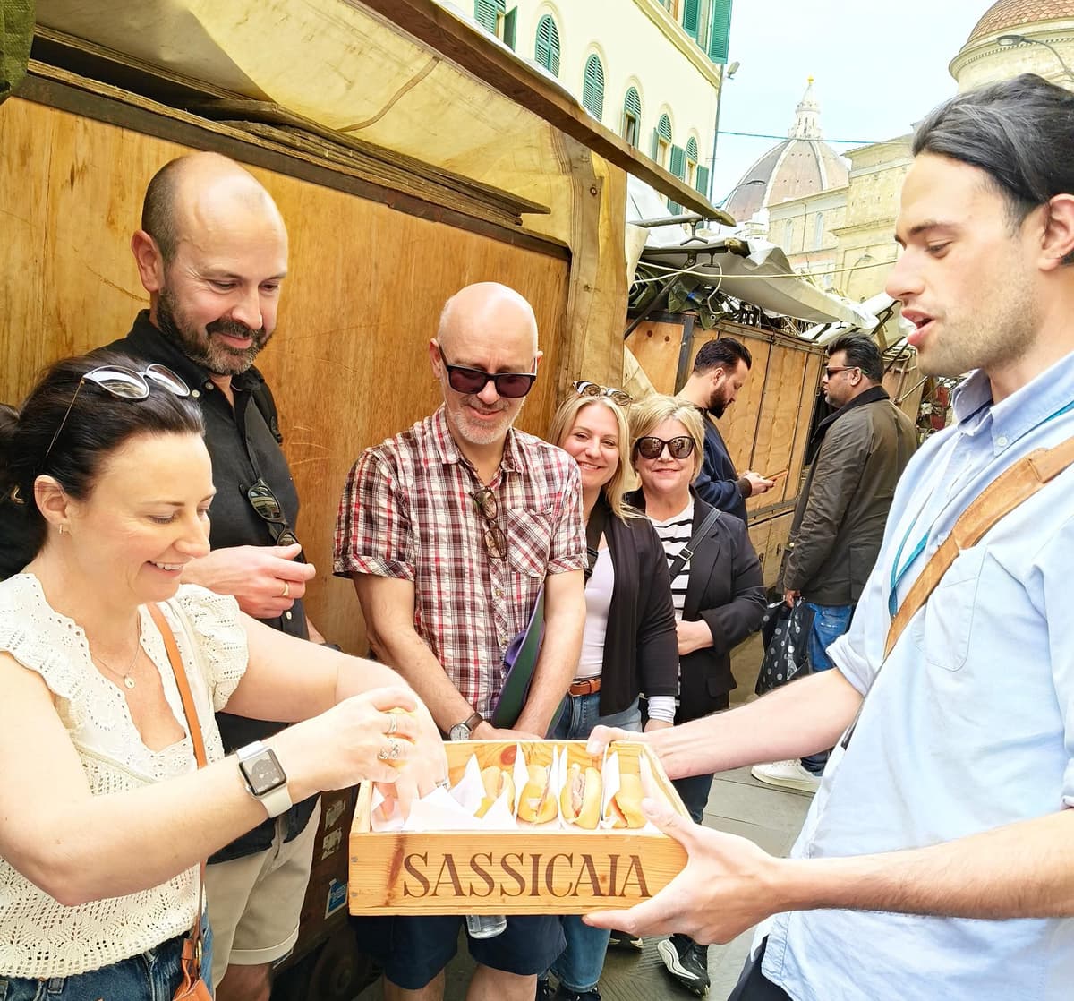Florence Local Food Tour with Street Tasting & Sightseeing