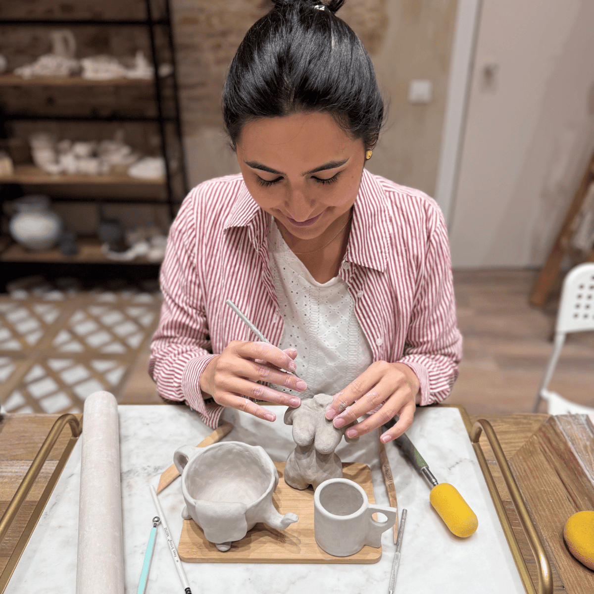 Taller de Cerámica y Vino - Barcelona: Crea tu Propia Pieza