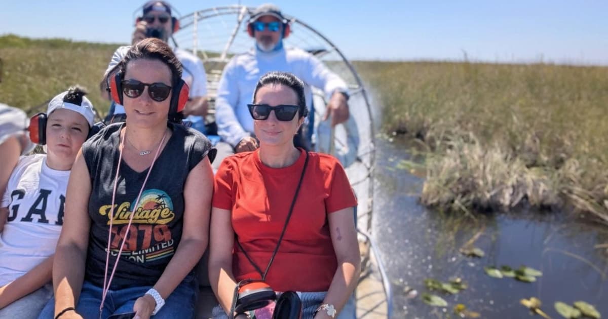 Excursión de 1 día a los Everglades en hidrodeslizador con guía de habla francesa