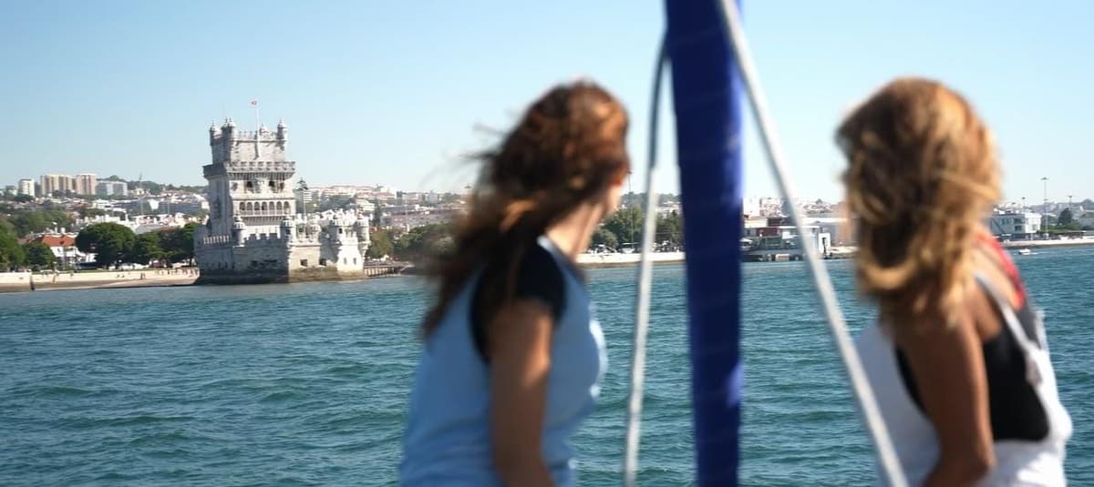Lisbon PRIVATE Tour on Sailboat W/ Wine Included