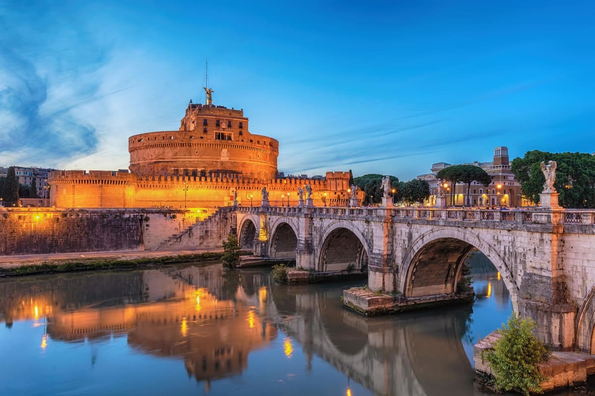 Tour por el castillo de Sant'Angelo: misterios, papas y secretos de Roma
