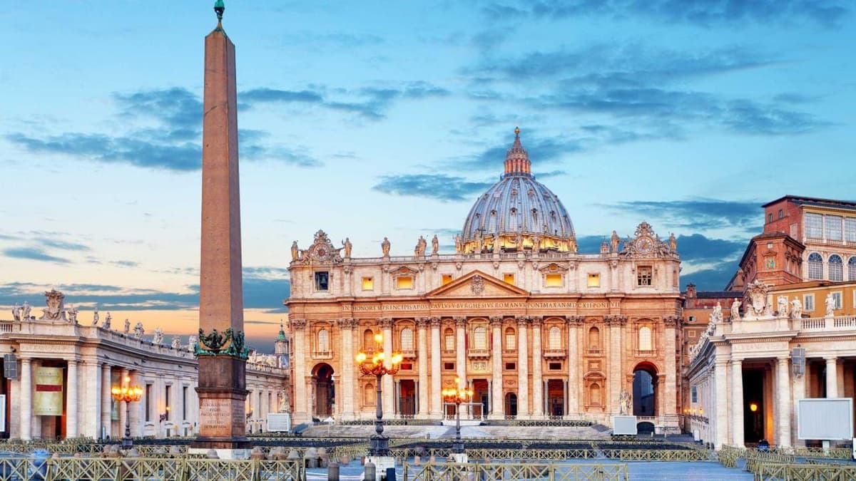 Guided Tour: Vatican Museums, Sistine Chapel & St. Peter’s