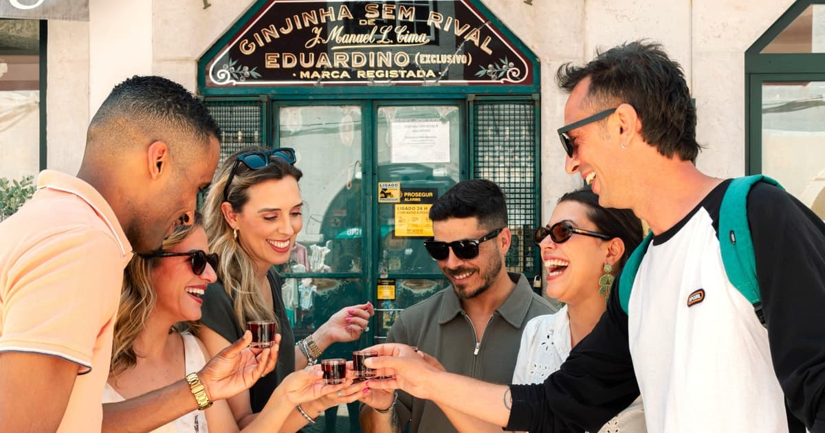 Lisbon Small-Group Food & Wine Tour with a Full Meal