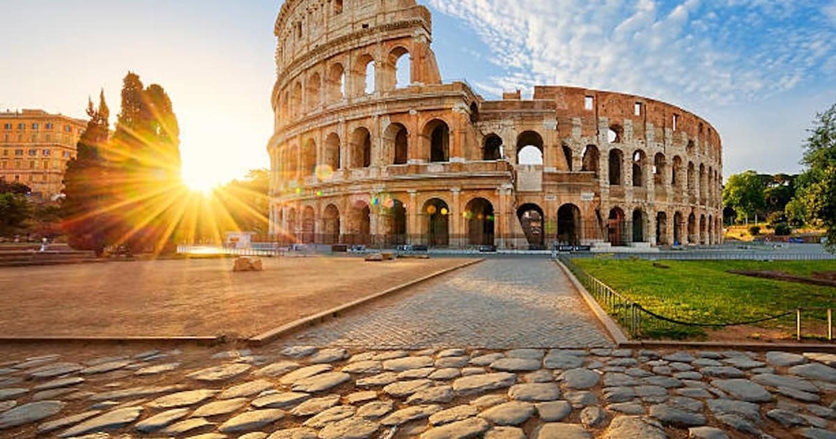 Tour por los subterráneos y las mazmorras del Coliseo y la antigua Roma