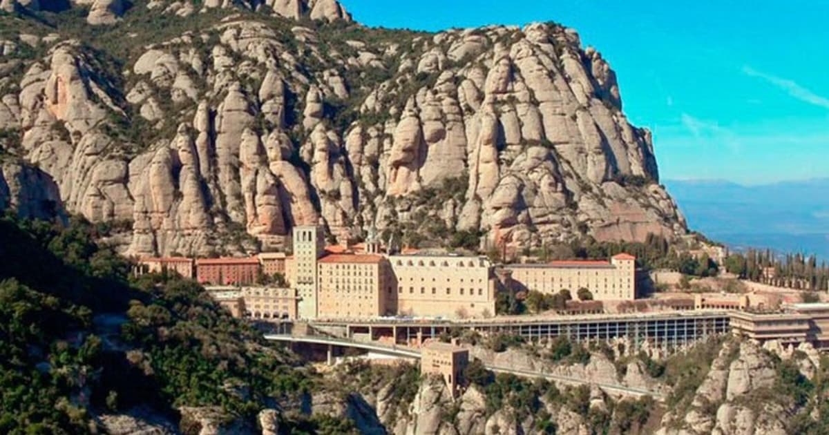 Barcelona: tour de 1 día al monasterio de Montserrat y senderismo de montaña