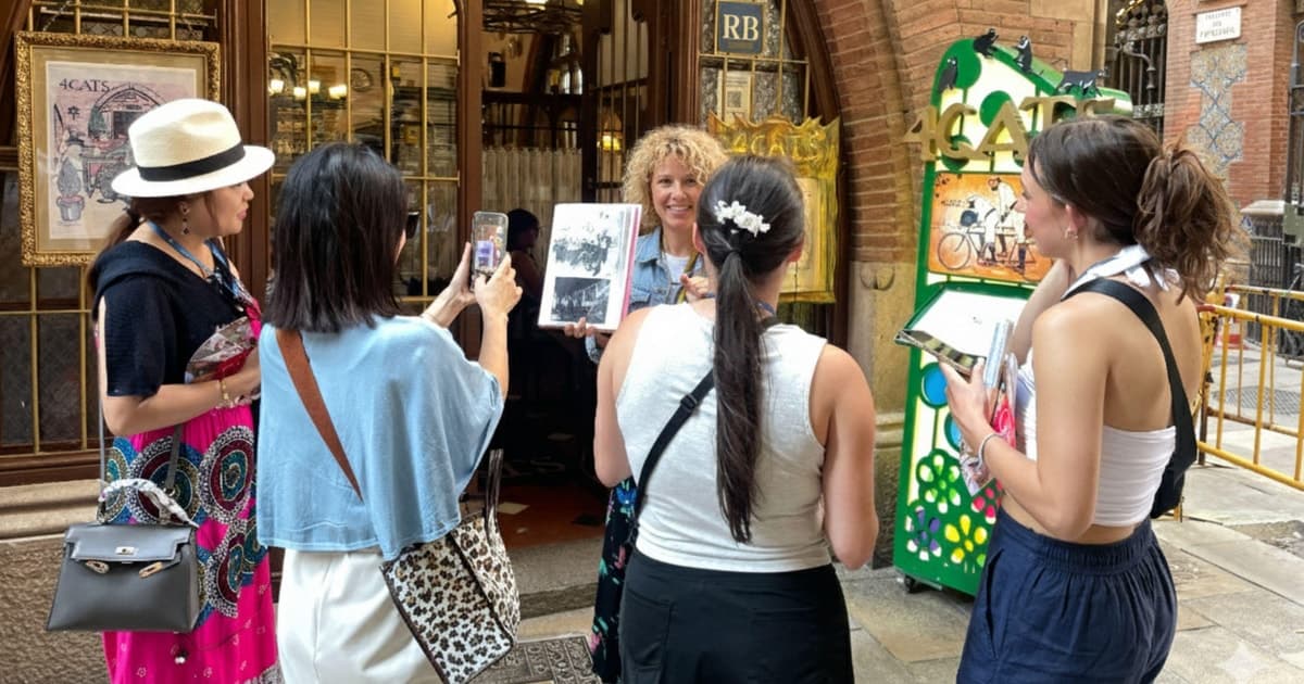 Barcelona: Picasso Walking Tour & Guided Museum Experience