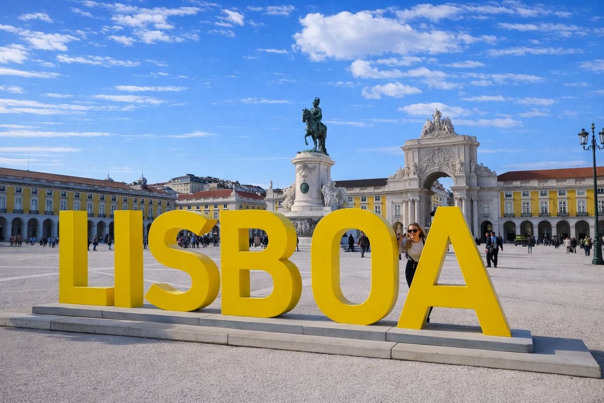 Lisbon: Premium Private Tuk-Tuk Tour of alfama/belem