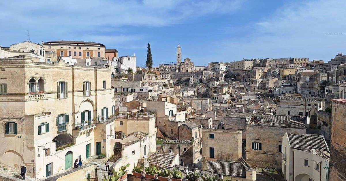 RECORRIDO DESDE BARI A MATERA Y ALTAMURA CON GUÍA EN MATERA