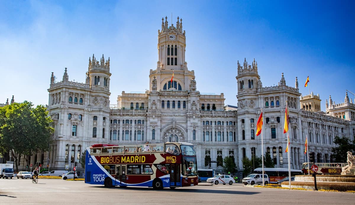 Madrid: Big Bus Hop-on, Hop-off Open-Top Sightseeing Tour