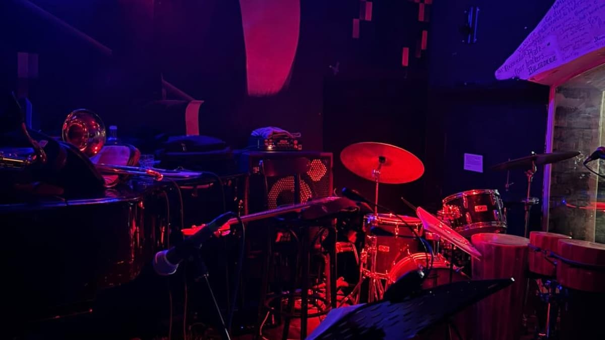 Roma: noche de jazz en Alexanderplatz con cena