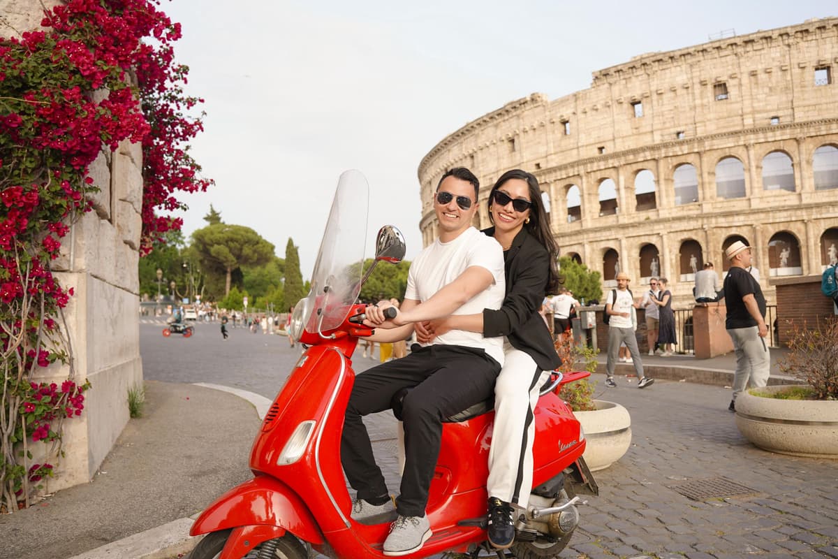 Rome: Guided City Food Tour by Vespa and Tastings