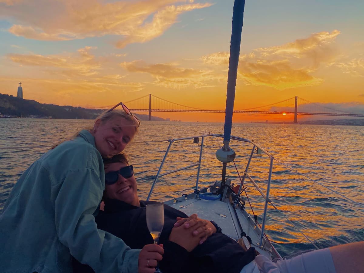 Lisbon: Sailboat Tour along the Coast,Sunset & Tasting