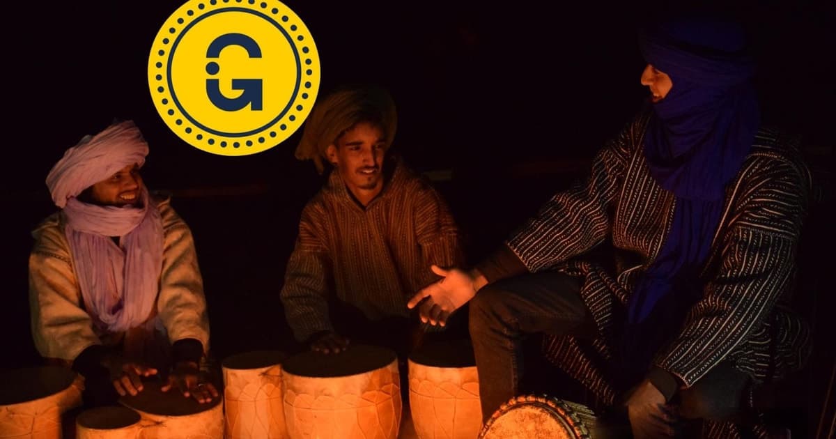 Desde Fez: tour de 2 días por el Sáhara en tienda con calefacción y sandboarding