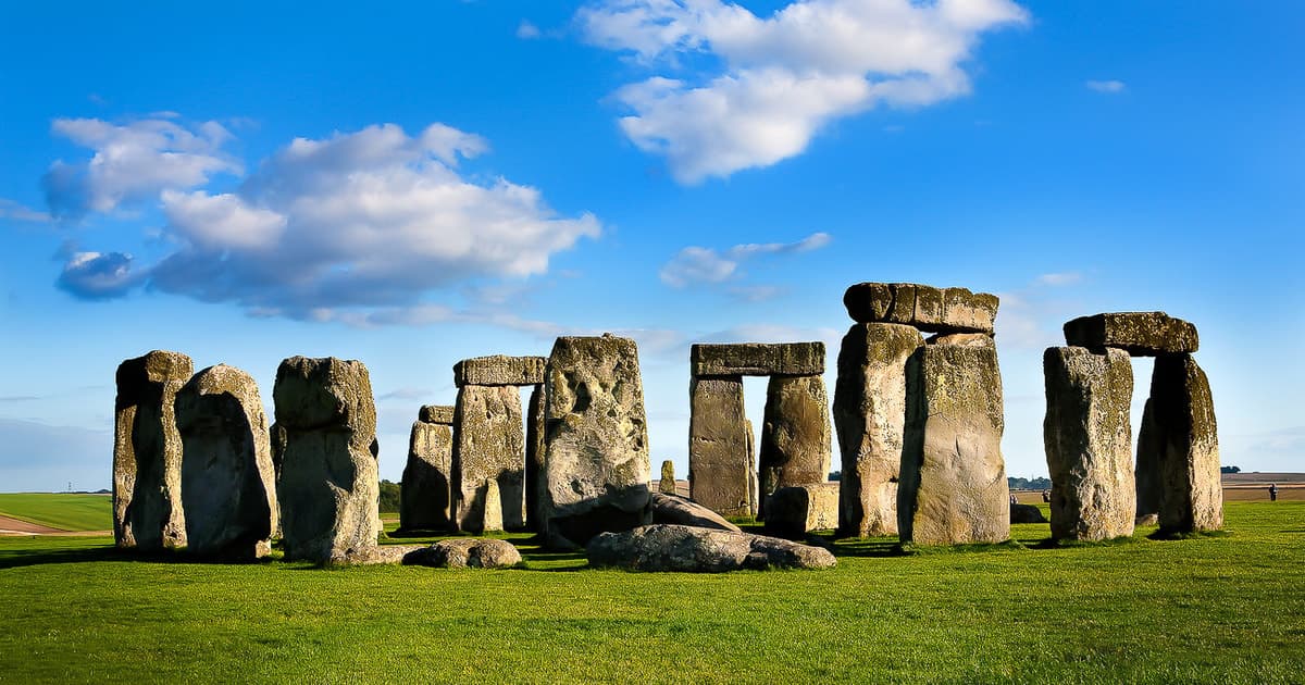 From London: Stonehenge and Bath Day Trip with Entry Ticket