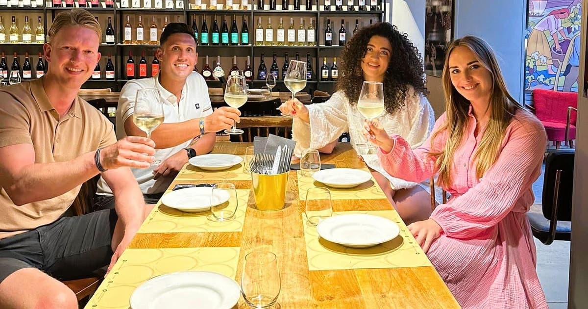 Lisbon: Food and Wine tasting tour of Hidden Gems