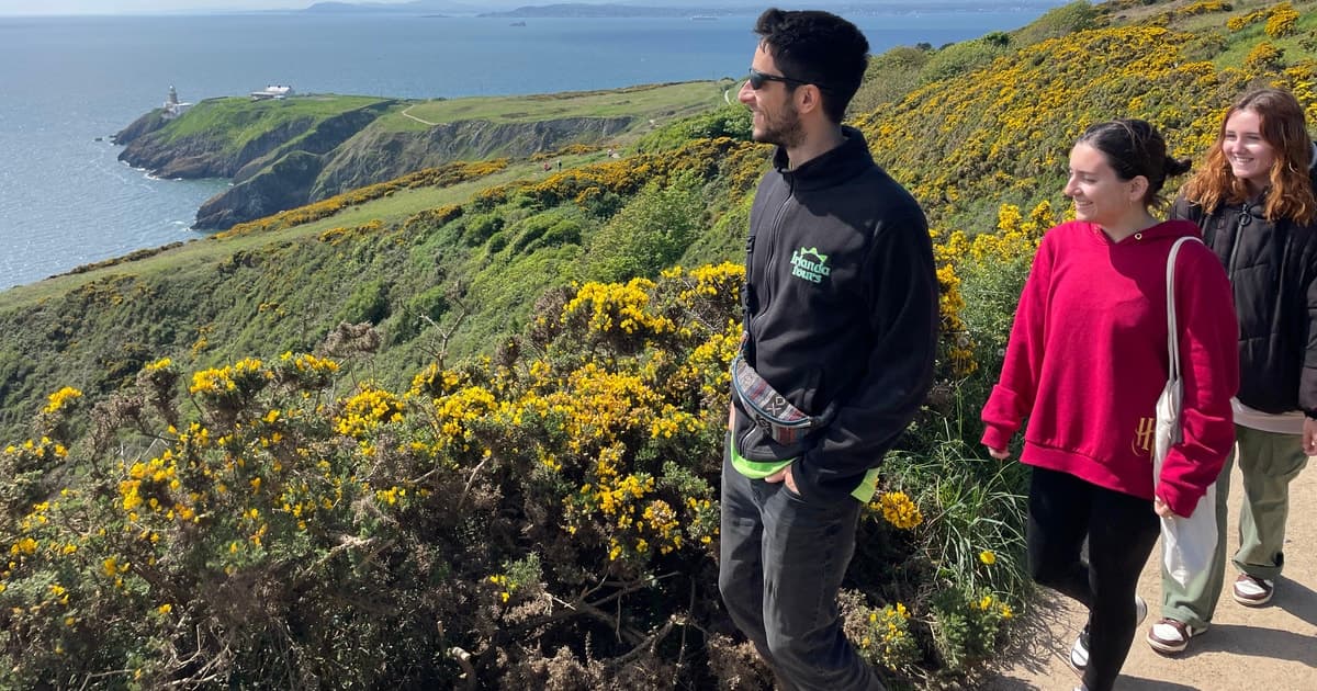 DUBLIN: Malahide castle and Howth MULTILINGUAL full day tour