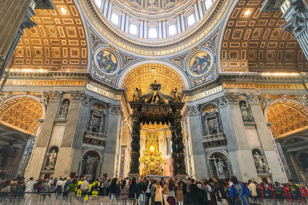 Roma: entrada a la basílica de San Pedro con tour guiado opcional