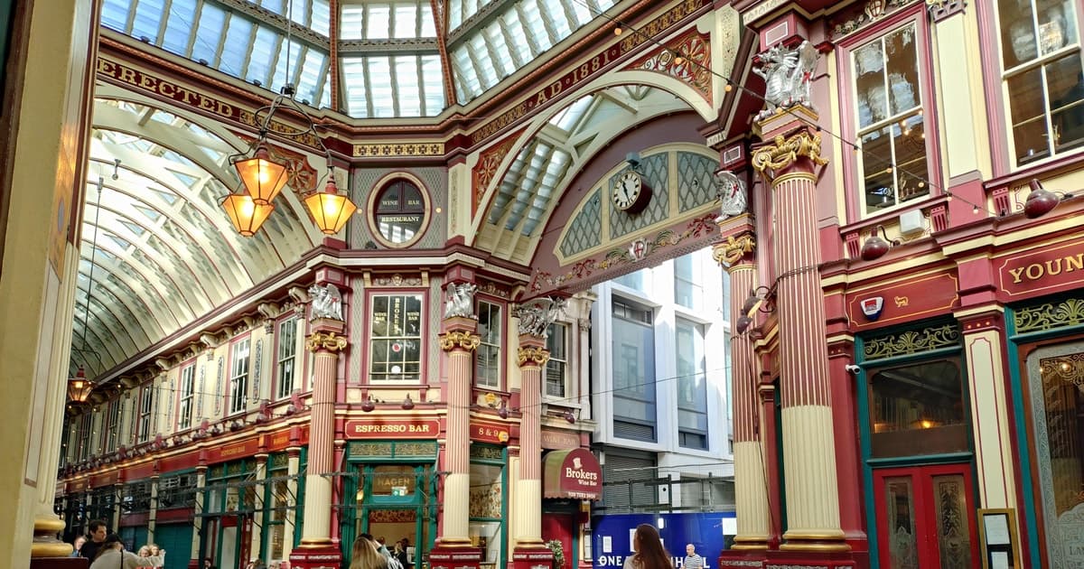 London’s Old Town: Romans, Riots and Royals