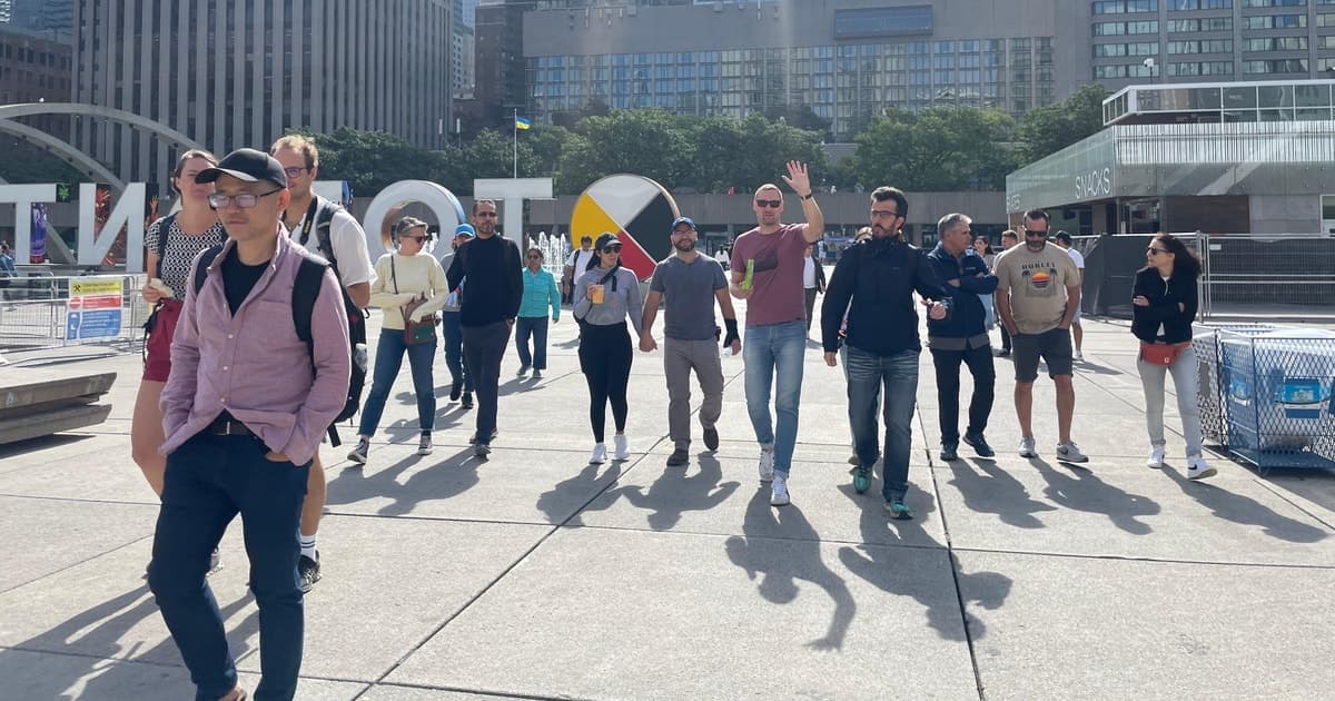 Recorrido por lo más destacado del distrito Discovery de Toronto | 2 horas