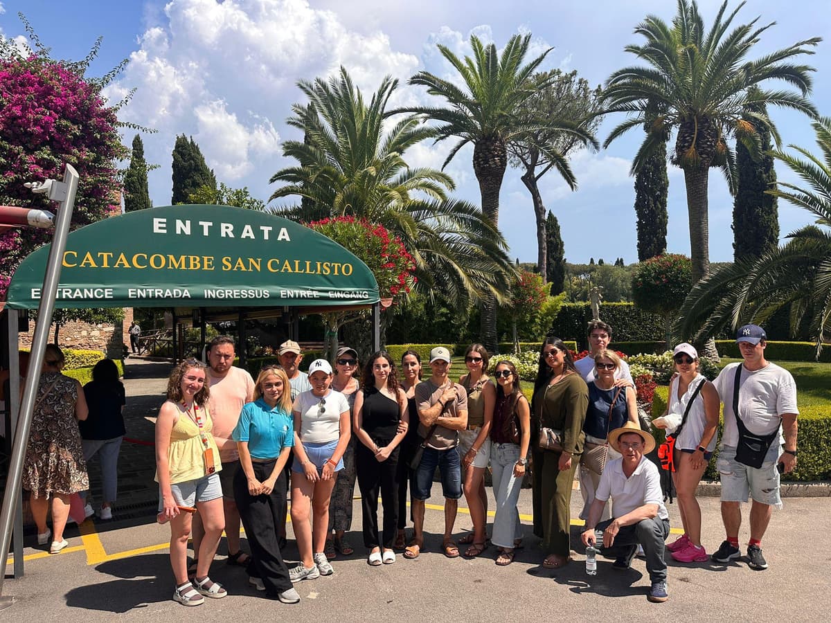 Rome Catacombs Underground Small Guided Tour with Transfer